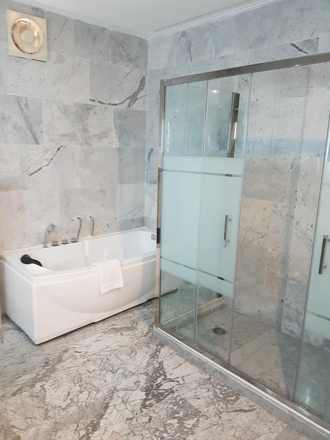 Hotel Ahoefa King Salomon Garden โลเม ภายนอก รูปภาพ